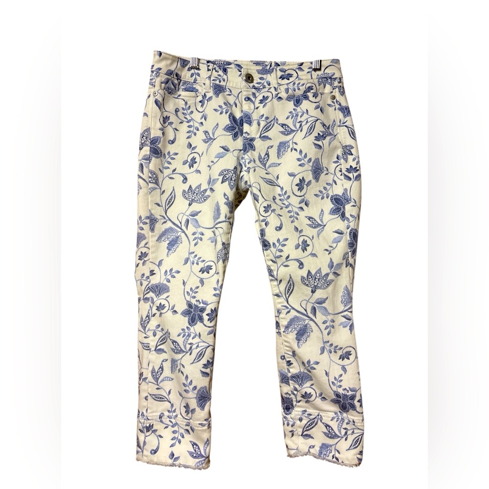 J. Jill Women Eggshell Ornate Vines Authentic Fit
Cropped Raw Hem Jeans